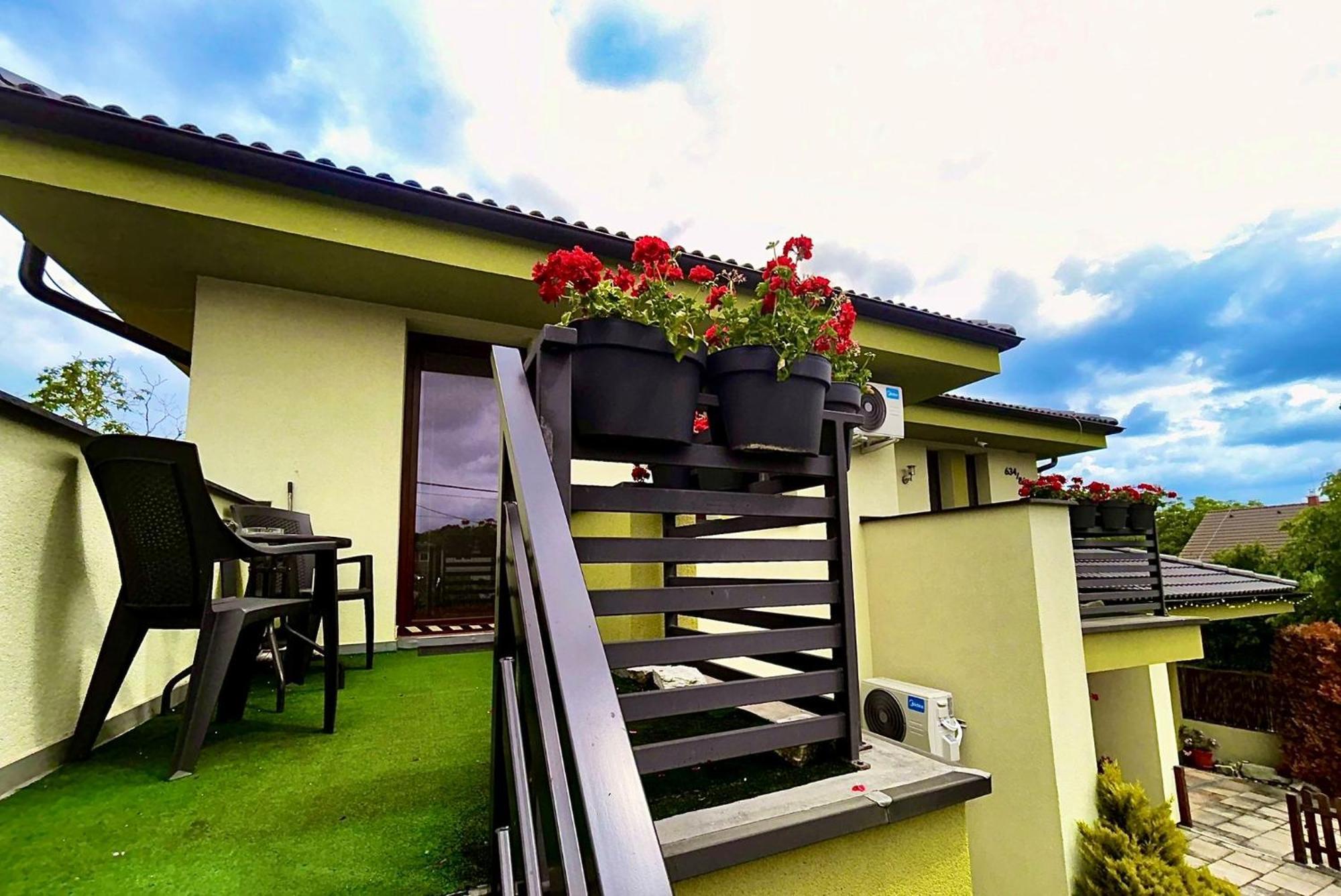 Apartmany Zeleny Dom โปดไฮสกา ภายนอก รูปภาพ