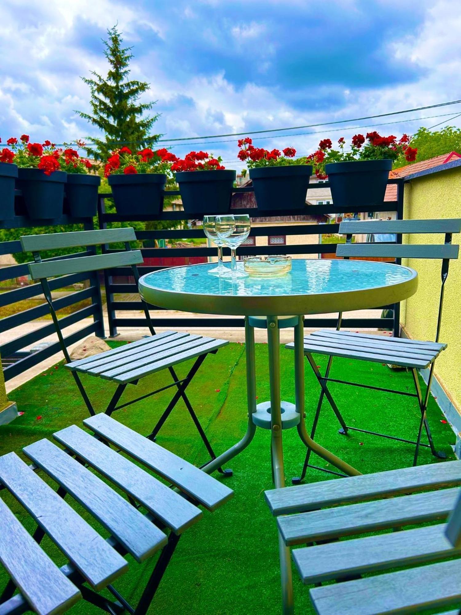 Apartmany Zeleny Dom โปดไฮสกา ภายนอก รูปภาพ